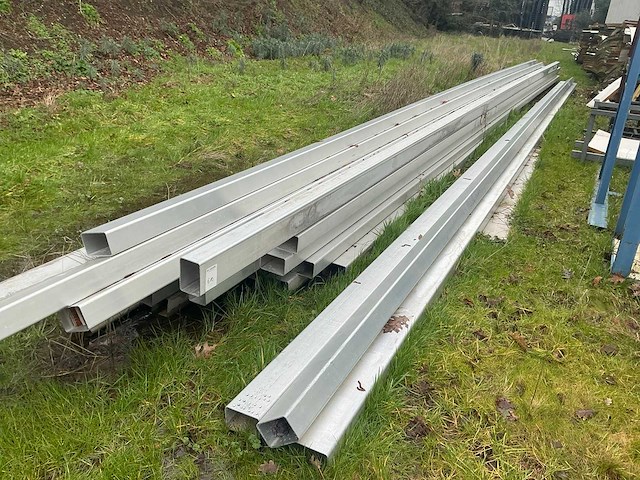 Partij lange aluminium kokers - afbeelding 1 van  6