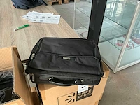Partij laptaptassen