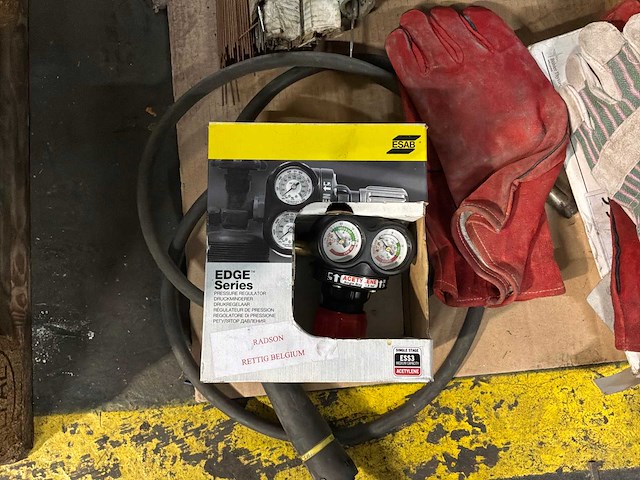 Partij lastoebehoren - afbeelding 2 van  4