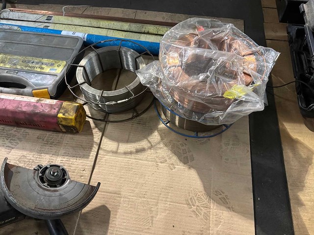 Partij lastoebehoren - afbeelding 4 van  4