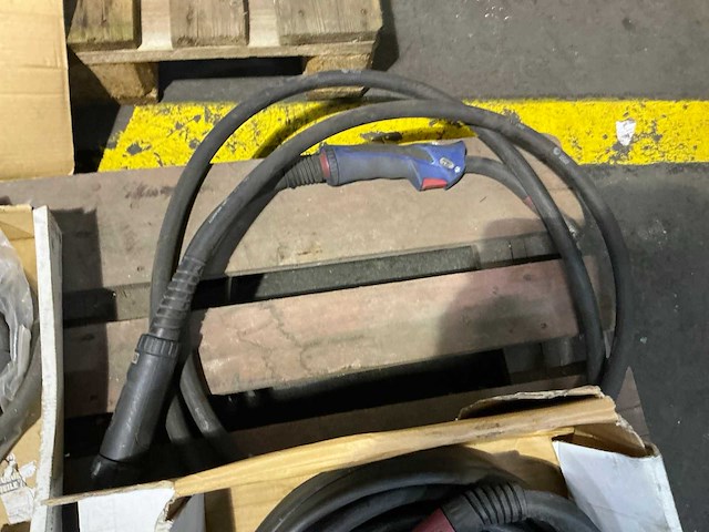 Partij lastoebehoren - afbeelding 2 van  5