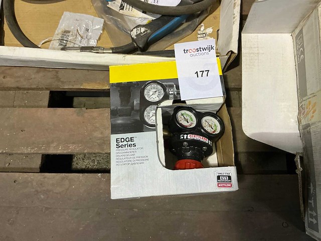 Partij lastoebehoren - afbeelding 4 van  5