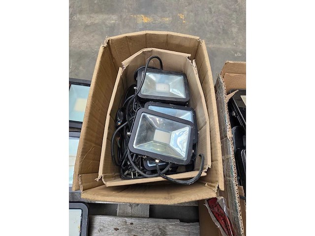 Partij led-hqi verstralers - afbeelding 6 van  8