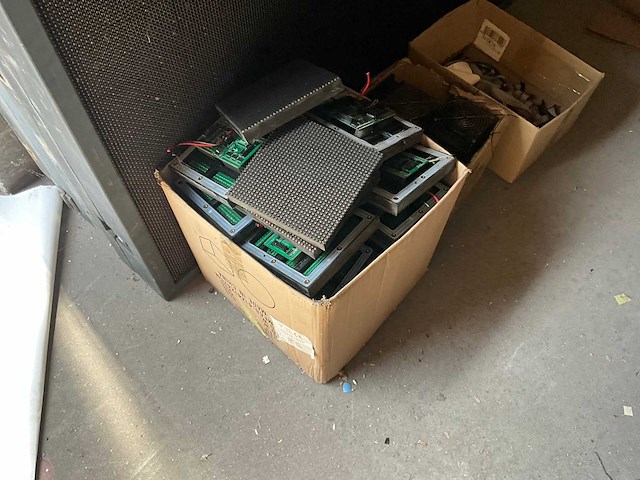 Partij led panelen en toebehoren - afbeelding 14 van  27