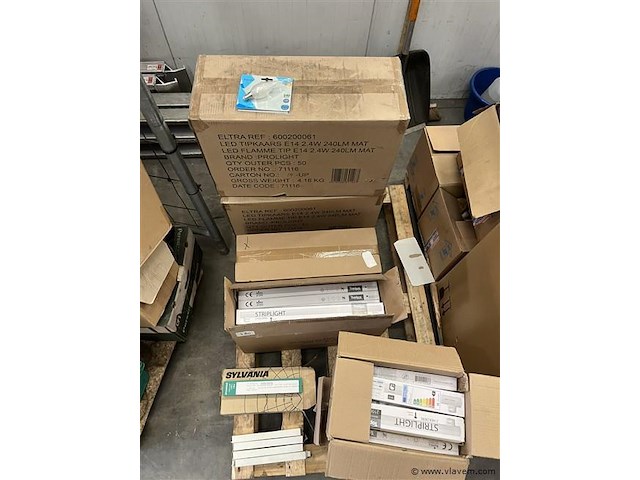 Partij ledlampen, kastverlichting - afbeelding 1 van  7