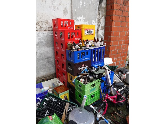 Partij leeggoed - afbeelding 2 van  3