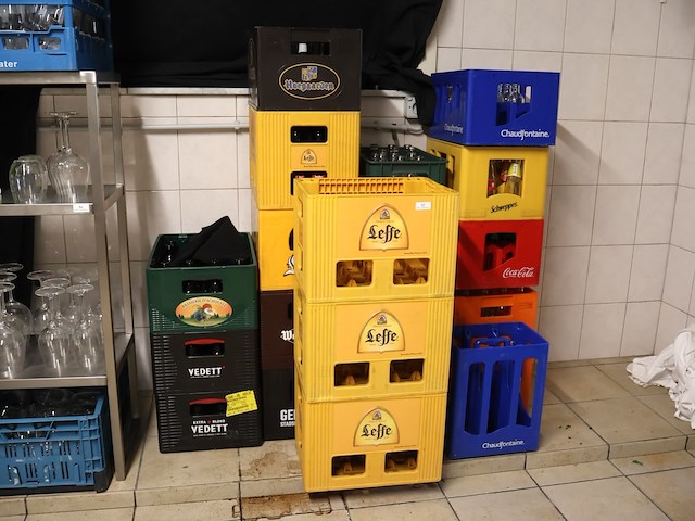 Partij leeggoed - afbeelding 1 van  4