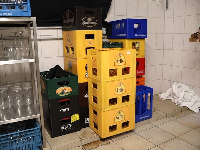 Partij leeggoed - afbeelding 4 van  4