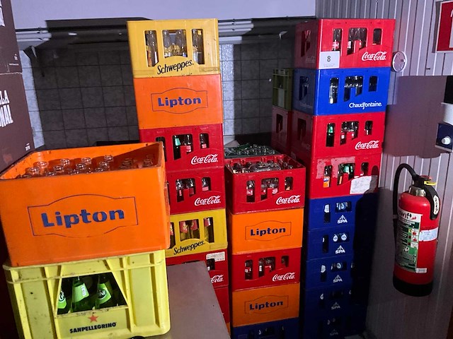 Partij leeggoed - afbeelding 1 van  7