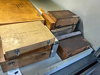 Partij lege houten kisten en gereedschapskoffers - afbeelding 5 van  6