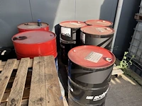 Partij lege kunststoffen en metalen vaten - afbeelding 4 van  7