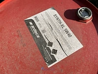 Partij lege kunststoffen en metalen vaten - afbeelding 5 van  7