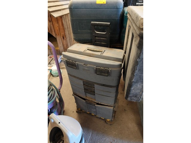 Partij lege werkkoffers - afbeelding 5 van  5