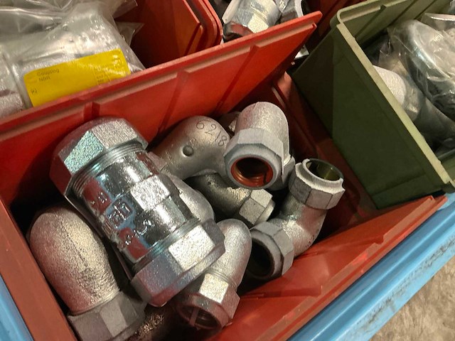 Partij leidingkoppelingen - afbeelding 5 van  18