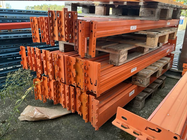Partij liggers voor palletstelling - afbeelding 4 van  6