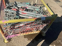 Partij liggers - afbeelding 3 van  3