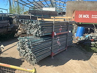 Partij liggers - afbeelding 2 van  3