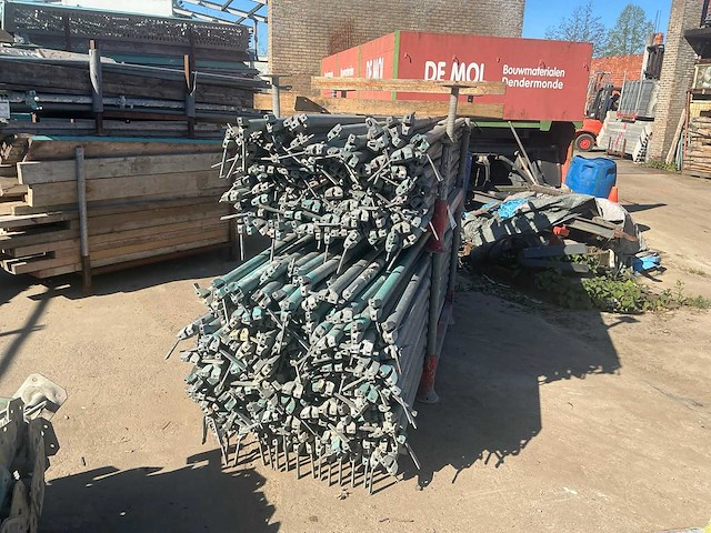 Partij liggers - afbeelding 3 van  3