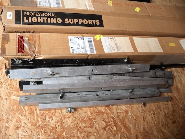 Partij lighting supports - afbeelding 2 van  4
