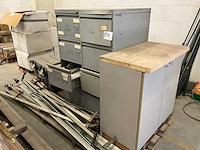 Partij lijmklemmen en diversen - afbeelding 1 van  9