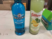 Partij likeur, vodka en jenever - afbeelding 2 van  3
