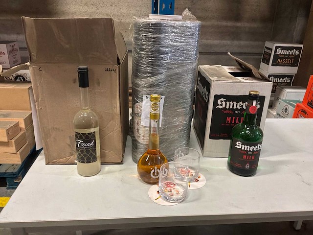 Partij likeuren en aperitieven - afbeelding 1 van  3