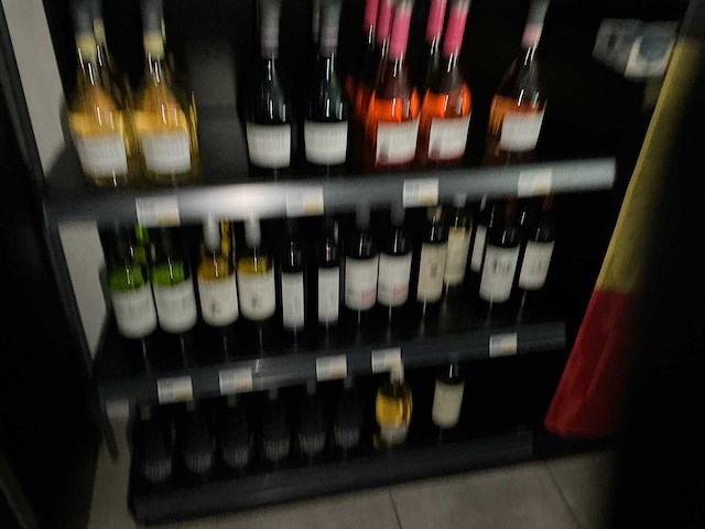 Partij likeuren, sterke dranken en wijnen, ca 120 flessen - afbeelding 3 van  3