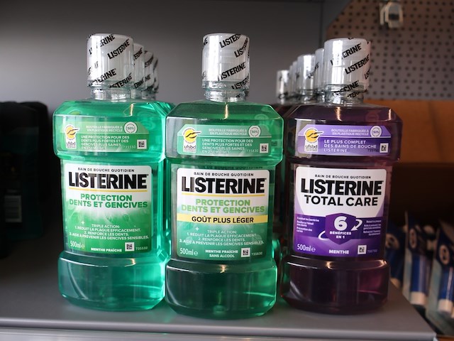 Partij listerine (plm 15) - afbeelding 1 van  5