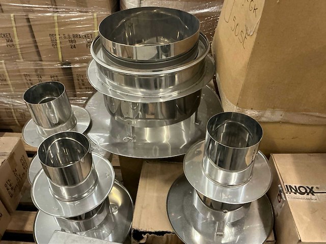 Partij luchtkanalen en toebehoren - afbeelding 18 van  22