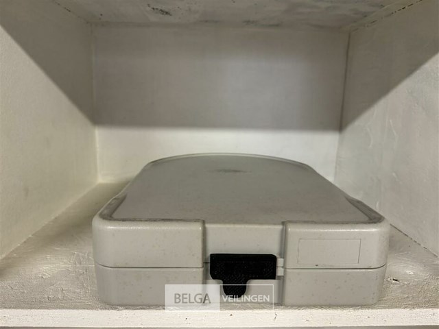 Partij maaltijdboxen in karren ± 130 st - afbeelding 4 van  6