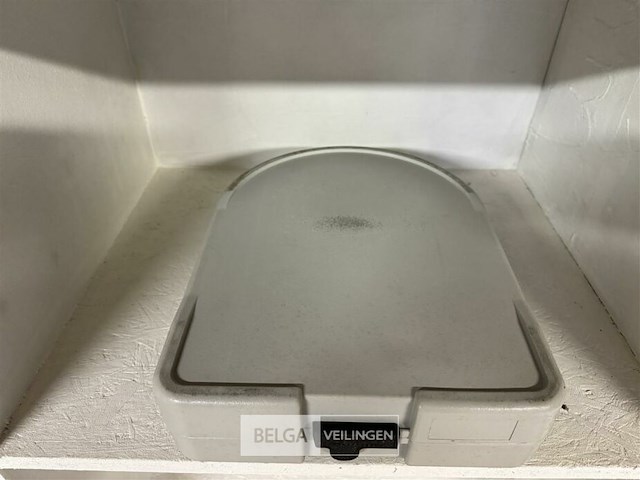 Partij maaltijdboxen in karren ± 130 st - afbeelding 5 van  6