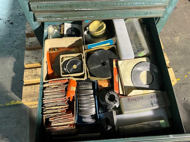 Partij machine onderdelen, gereedschappen en accessoires - afbeelding 8 van  10