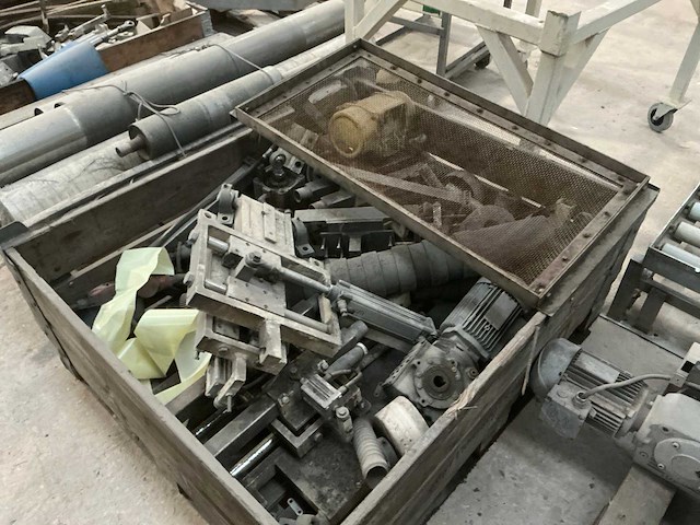 Partij machine onderdelen - afbeelding 7 van  10