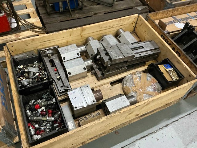 Partij machine toebehoren - afbeelding 1 van  3