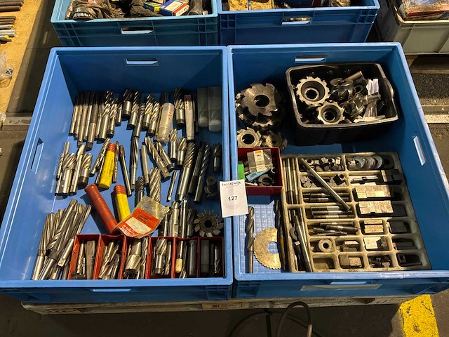 Partij machinegereedschappen - afbeelding 1 van  3