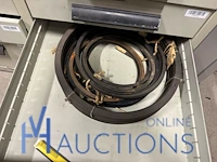 Partij machineonderdelen, kabels en afdichtingen - afbeelding 36 van  51