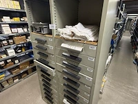 Partij machineonderdelen, kabels en afdichtingen - afbeelding 38 van  51
