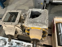 Partij machineonderdelen - afbeelding 4 van  5