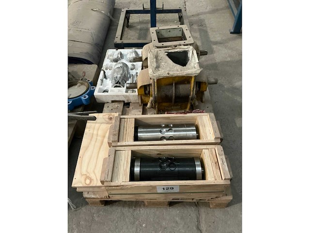 Partij machineonderdelen - afbeelding 5 van  5