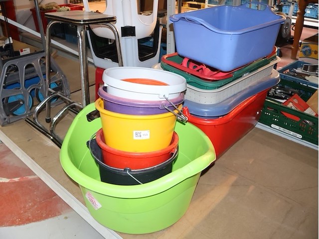 Partij manden & emmers (x11) - afbeelding 1 van  5