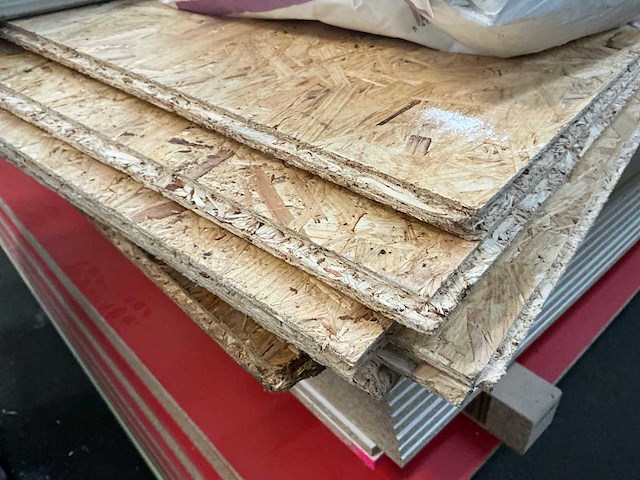 Partij materiaal voor valse wanden - afbeelding 4 van  4