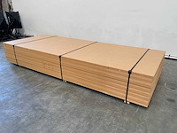 Partij medite mdf-platen 3055x1222x32mm 14 stuks nieuw - afbeelding 1 van  1