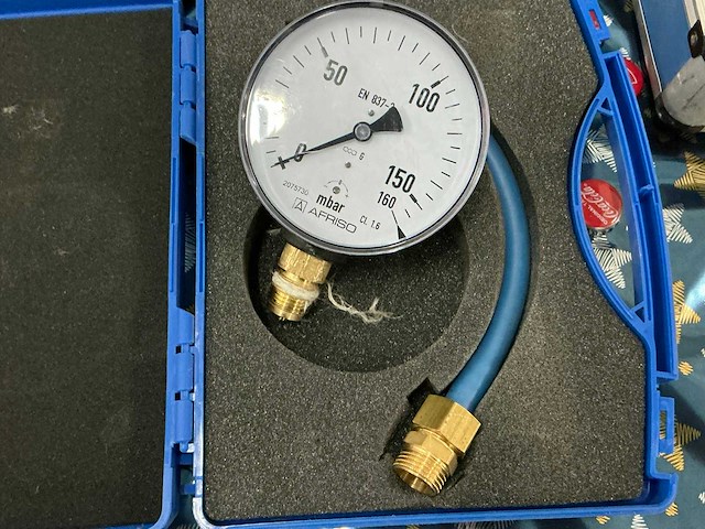 Partij meetapparaten - afbeelding 2 van  4