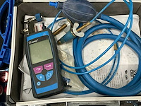 Partij meetapparaten - afbeelding 3 van  4