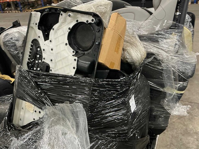 Partij mercedes-benz auto interieur-onderdelen - afbeelding 1 van  8