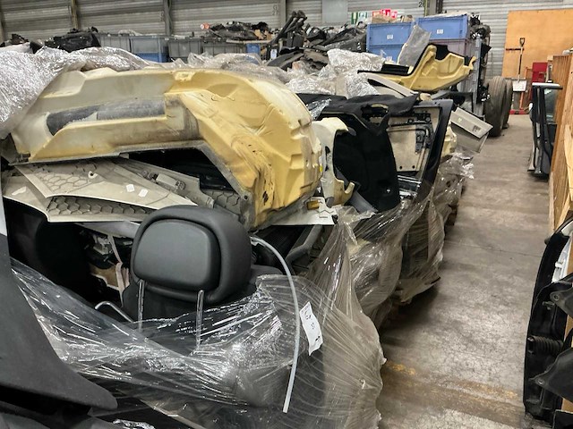 Partij mercedes-benz auto interieur-onderdelen - afbeelding 1 van  6