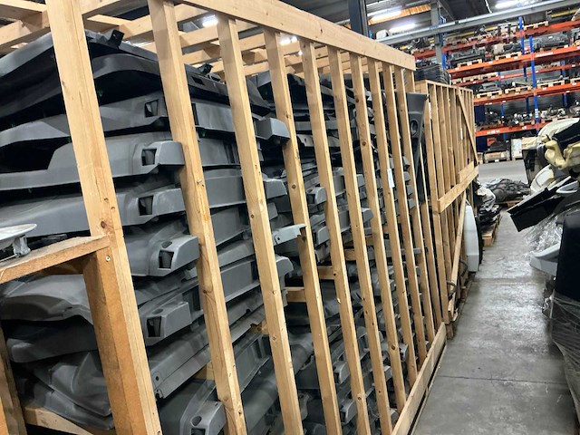 Partij mercedes-benz auto-onderdelen - afbeelding 1 van  7