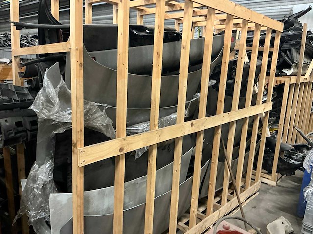 Partij mercedes-benz auto-onderdelen - afbeelding 1 van  12