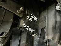 Partij mercedes-benz auto-onderdelen - afbeelding 2 van  3