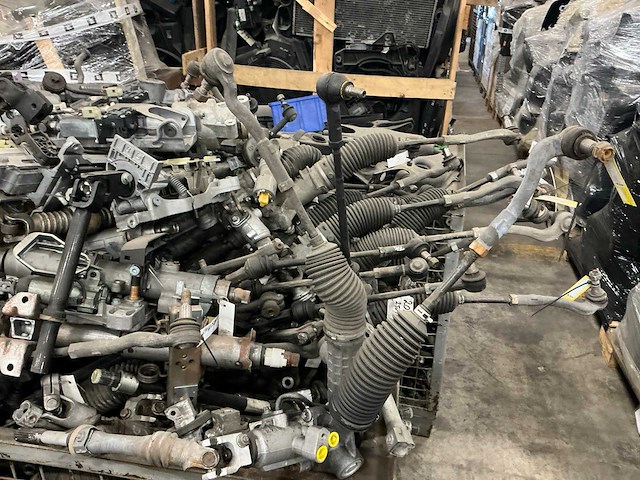 Partij mercedes-benz auto-onderdelen - afbeelding 3 van  7